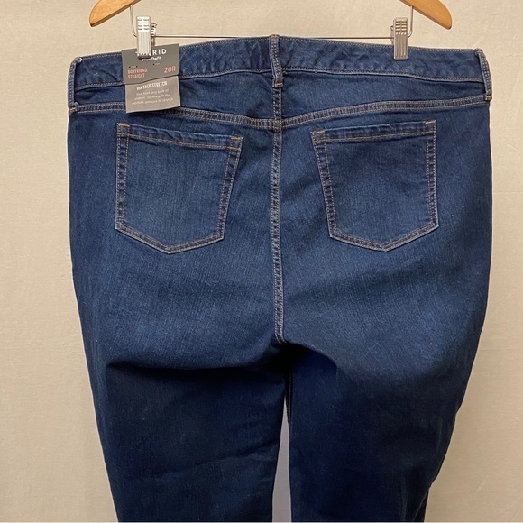 Torrid 20 NWT Boyfriend Straight Jeans Mid Rise Womens Stretch New With Tags - Picture 7 of 16